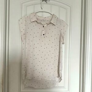 Medium  white daisy may blouse